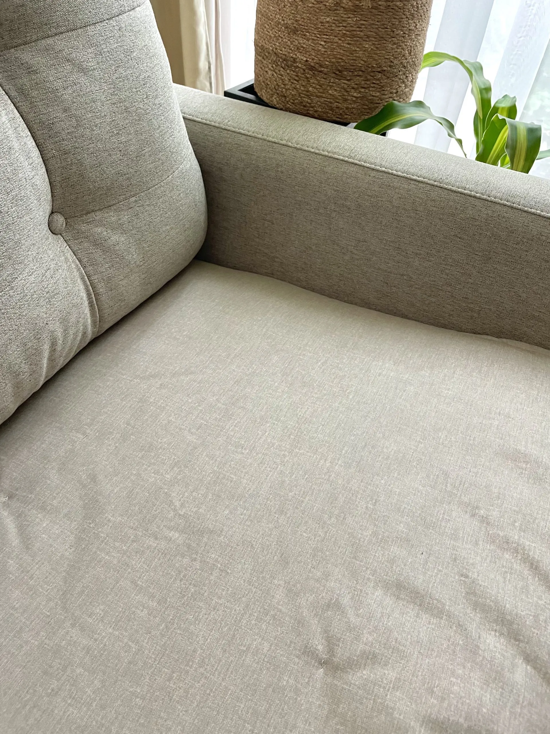 Cubre sofá 3 cuerpos beige